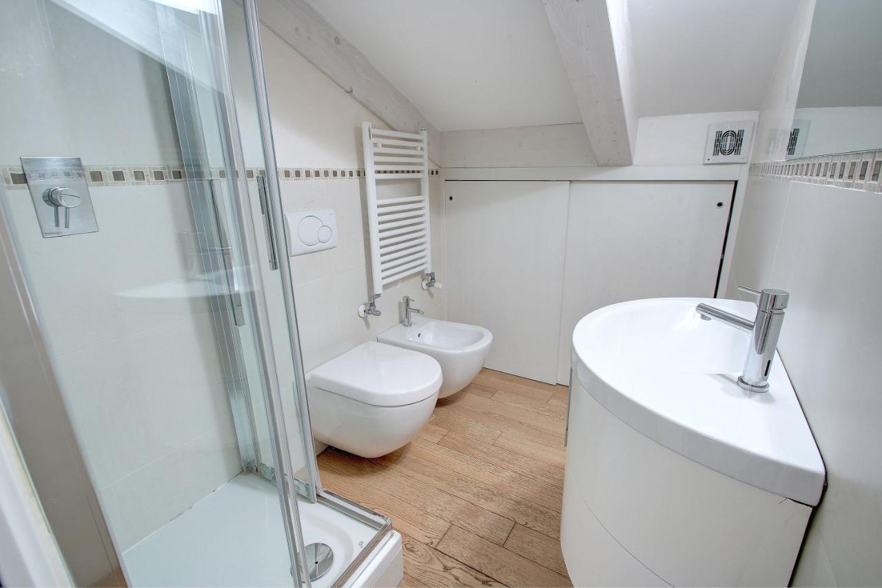Guggenheim Next 10pax, Aircond, Wifi Apartment